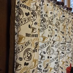 Pam's Diner - Love these curtains, too!
