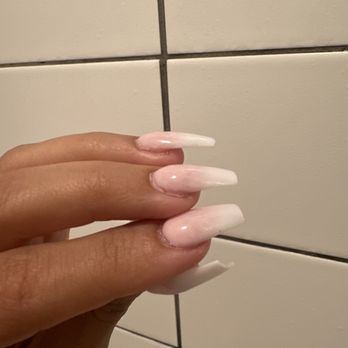 Lamint - Terrible job - Nail Salons Near Me - Chicago, Illinois Lamint - Terrible job - Nail Salons Near Me - Chicago, Illinois