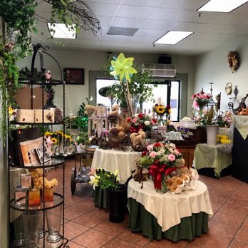 Hilton's Flowers - Florists Near Me - Highland, California Hilton's Flowers - Florists Near Me - Highland, California