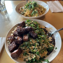 Peanut Yakisoba Noodles