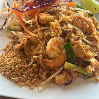 Thai Victory Restaurant - Pad Thai combo  Bangin!!!! - Thai Near Me - North Hollywood, California