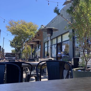 Jyan Isaac Bread - Plenty of seating on the front patio - Bakeries Near Me - Santa Monica, California Jyan Isaac Bread - Plenty of seating on the front patio - Bakeries Near Me - Santa Monica, California