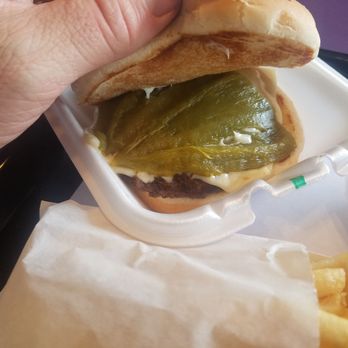 R D's Drive-In - Chili cheese burger for the win definitely get this - Burgers Near Me - Page, Arizona