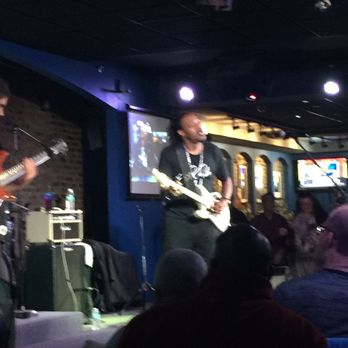 Buddy Guy's Legends - The man. - Jazz & Blues Near Me - Chicago, Illinois