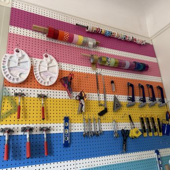 Glitter Barn - Makerspaces Near Me - Ventura, California