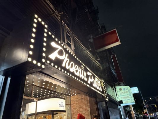 Phoenix Palace by null