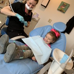 Dental Arts of Darien - Giggles in the chair