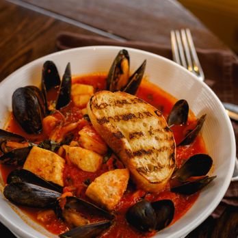 Fresh Salt - Fresh Salt Cioppino - Seafood Near Me - Old Saybrook, Connecticut