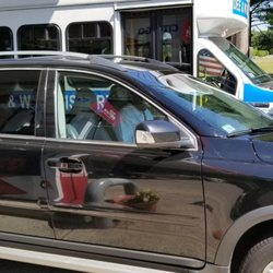 Dee & W Transportation Services