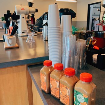 Pilcrow Coffee - Autumn special cold brews - Coffee Roasteries Near Me - Milwaukee, Wisconsin Pilcrow Coffee - Autumn special cold brews - Coffee Roasteries Near Me - Milwaukee, Wisconsin