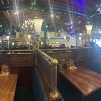 El Mirador 2 - Massive seating area, more outside - Mexican Near Me - Yakima, Washington