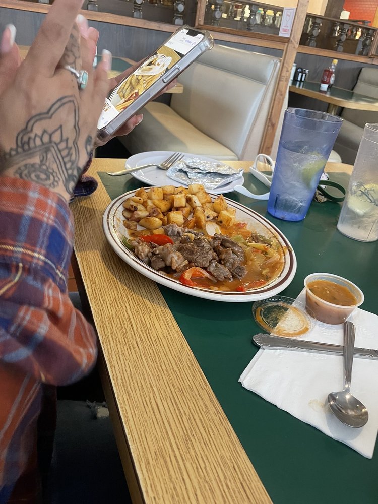 Nico's Family Restaurant