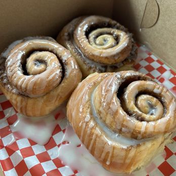 SEATTLE CINNAMON ROLL - Updated June 2025 - 215 Photos & 230 Reviews