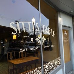 Sitti's Table - Outside