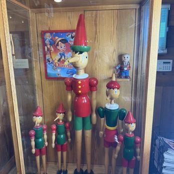 Granzella's Restaurant - Happy family - Italian Near Me - Williams, California
