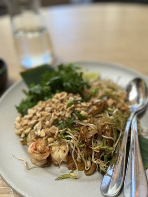 Khom Loi by null