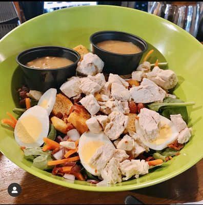 Boonie's On the Avenue by null