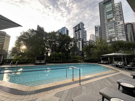 Four Seasons Hotel Singapore by null