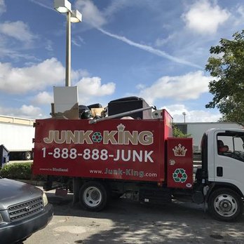 Junk King Chicago West Suburbs - Junk Removal & Hauling Near Me - Carol Stream, Illinois Junk King Chicago West Suburbs - Junk Removal & Hauling Near Me - Carol Stream, Illinois