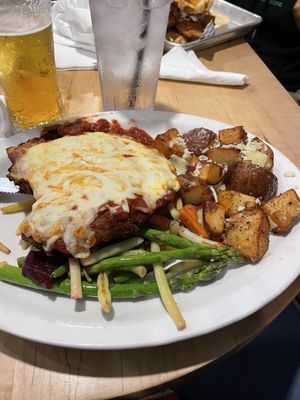 Wicked Eats Kitchen + Bar by null