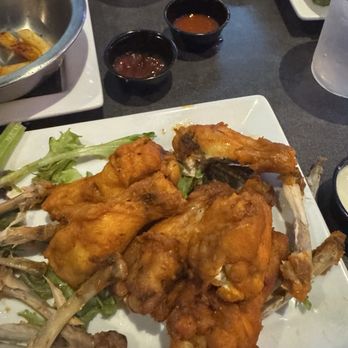 Pour Taproom - Buffalo wings - Beer Bar Near Me - Jacksonville, Florida Pour Taproom - Buffalo wings - Beer Bar Near Me - Jacksonville, Florida