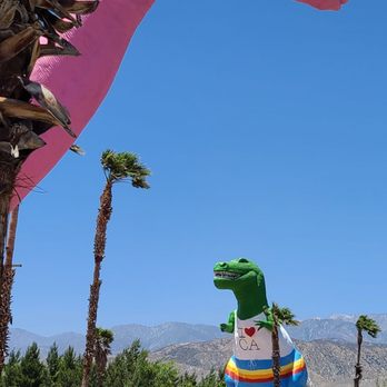 Cabazon Dinosaurs - Hello Dinny & Mr. Rex  05-15-2021 - Museums Near Me - Cabazon, California