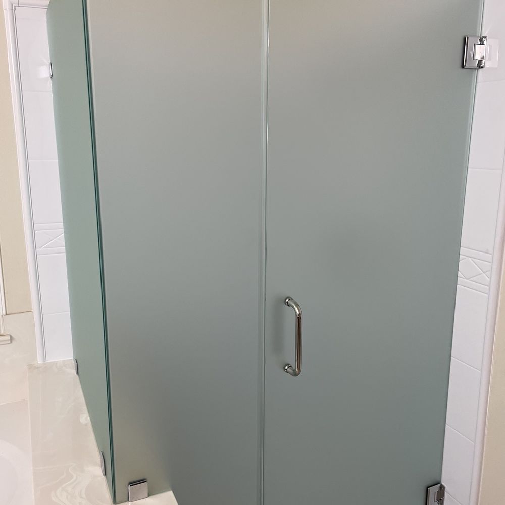 J's Custom Glass - Shower door - Windows Installation Near Me J's Custom Glass - Shower door - Windows Installation Near Me