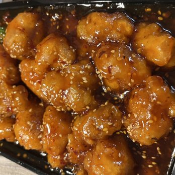 Xins Garden Chinese Restaurant - Sesame, chicken. I get it extra spicy - Chinese Near Me - Desoto, Texas
