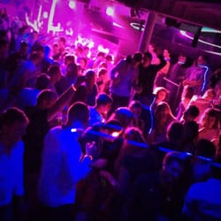 Smile Club - Belle ambiance! L'endroit des étudiants lillois pour faire la fête !