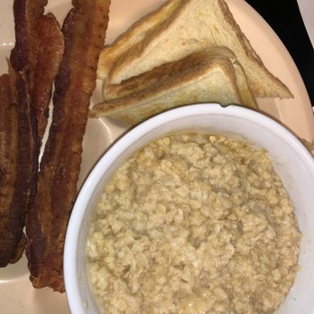 Jeannie's Place - Oatmeal (small) bacon and toast - Cafes Near Me - Chickasha, Oklahoma