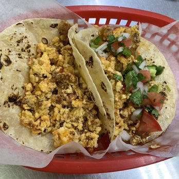 Las Tarascas meat market  - Chorizo and egg tacos - Grocery Near Me - Katy, Texas