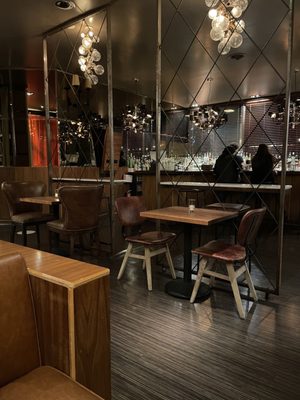 Chambers eat + drink by null