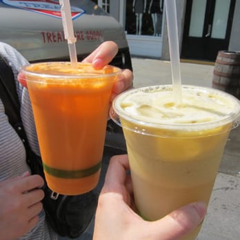 Mean Red - Green Pirate Juice: pear and mccarrot drinks, fantastic! - Food Trucks Near Me - Peck Slip, New York