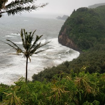 Pololu Valley Lookout - Another view - Hiking Near Me - Kapaau, Hawaii Pololu Valley Lookout - Another view - Hiking Near Me - Kapaau, Hawaii