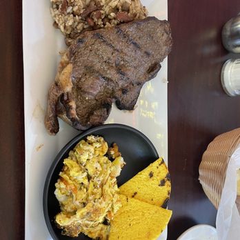 Cattleya Latin Cuisine - Calentado - Bakeries Near Me - Ridgewood, New York
