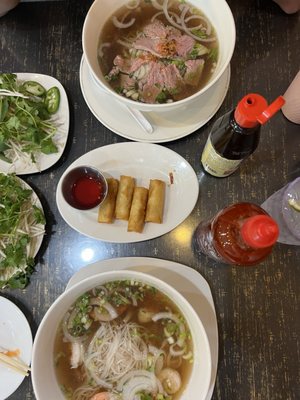 Sawaddee Ka Thai Cuisine & Pho by null