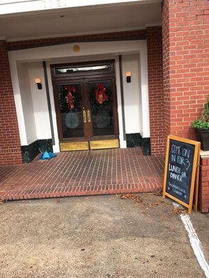 Tallahatchie Gourmet by null