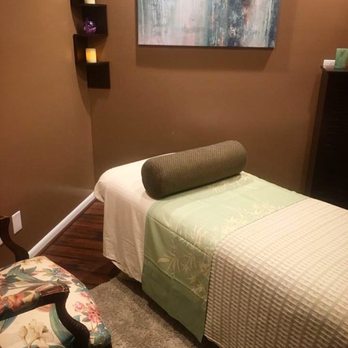 D'Elia's Nails & Spa - Just imagine , you here, relaxing, easing your pain and stress away with massage. D'Elia's Nails & Spa. The Place to be Pampered Hope to se - Day Spas Near Me - Key West, Florida D'Elia's Nails & Spa - Just imagine , you here, relaxing, easing your pain and stress away with massage. D'Elia's Nails & Spa. The Place to be Pampered Hope to se - Day Spas Near Me - Key West, Florida