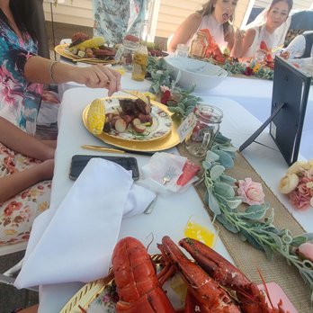 Holly's Catering - Caterers Near Me