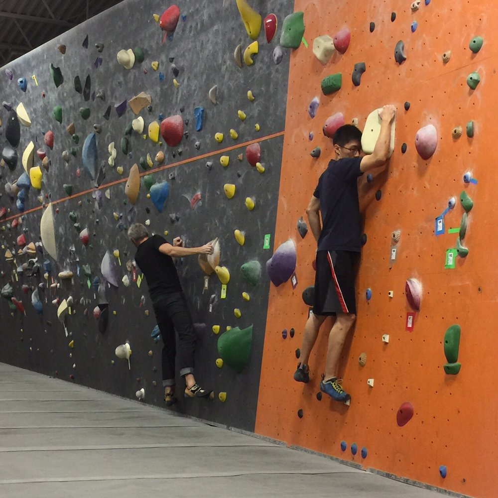 Edgeworks Climbing - Bellevue - Right side - Climbing Near Me - Bellevue, Washington Edgeworks Climbing - Bellevue - Right side - Climbing Near Me - Bellevue, Washington