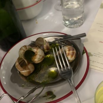 Bouillon Pigalle - snails - French Near Me - Paris, 75 Bouillon Pigalle - snails - French Near Me - Paris, 75