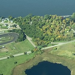Aty Aviation - Flying near the lake.