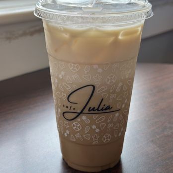 Cafe Julia - Beach bum latte - Breakfast & Brunch Near Me - South Haven, Michigan