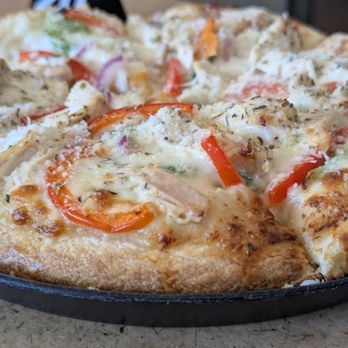Pizza California - Monterey Chicken (Small 10") - Pizza Near Me - San Jose, California Pizza California - Monterey Chicken (Small 10") - Pizza Near Me - San Jose, California