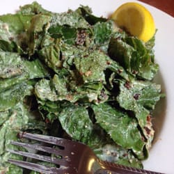 Razzy's Beach House - Caesar salad doesn't have croutons but the dressing is yummy