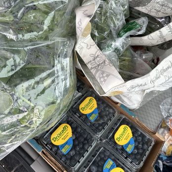 H & W Produce - Greens & beans! - Fruits & Veggies Near Me - Edmonton, Alberta H & W Produce - Greens & beans! - Fruits & Veggies Near Me - Edmonton, Alberta