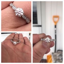 Murphy Jewelers - Hamburg - Engagement ring
