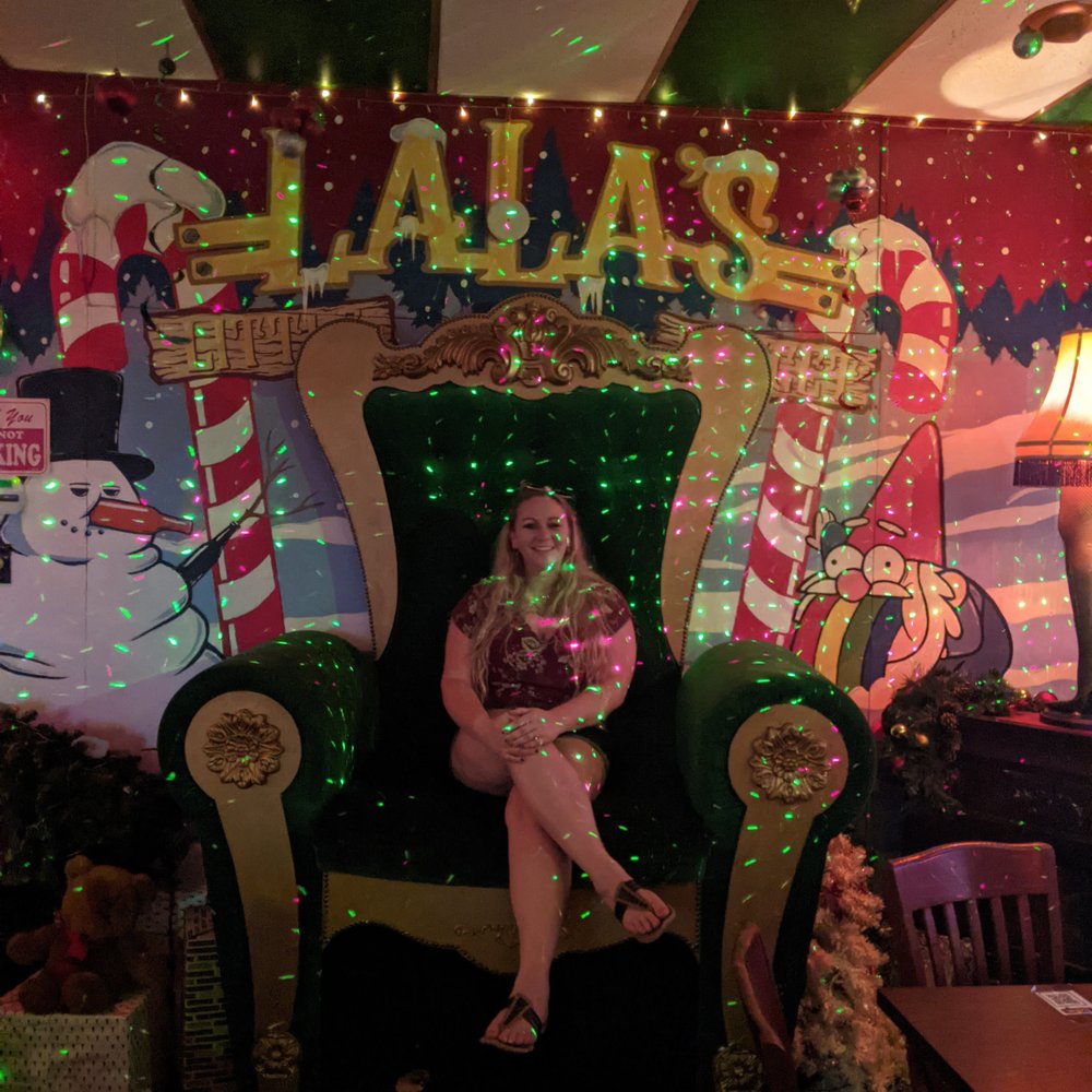 Lala’s Little Nugget - Dive Bars Near Me - Austin, Texas Lala’s Little Nugget - Dive Bars Near Me - Austin, Texas