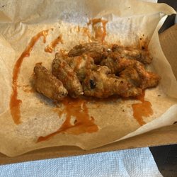 Domino's Pizza - This is suppose to be hot wings. Guess next time I'll order Pizza Hut!!