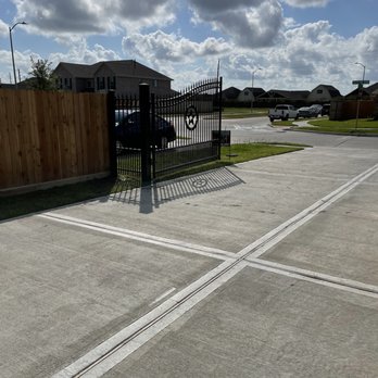 Ranger Gates and Concrete - Fences & Gates Near Me - Rosharon, Texas Ranger Gates and Concrete - Fences & Gates Near Me - Rosharon, Texas